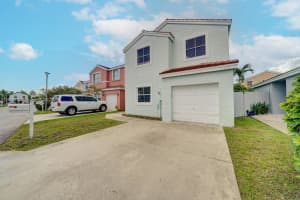 6222 Navajo Terrace, Margate, FL 33063, Sold 10/22/21