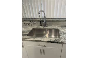 922 NE 199th St, Miami, FL 33179, Sold 12/23/21