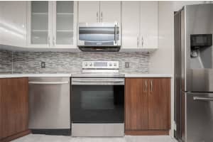 3440 NE 192 St, Miami, FL 33180, Sold 03/28/22