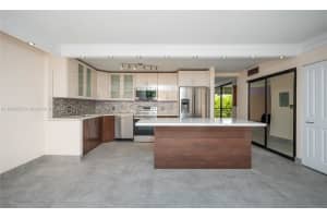 3440 NE 192 St, Miami, FL 33180, Sold 03/28/22