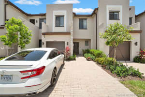 NE 2nd Ct, Miami, FL, Sold 08/20/21