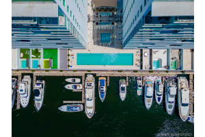 400 Sunny Isles Blvd, Sunny Isles Beach, FL 33160, Sold 08/18/21
