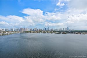 17111 Biscayne Blvd, North Miami Beach, FL 33160, Sold 06/16/22