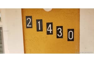 21430 NW 40th Cir Ct, Miami Gardens, FL 33055, Sold 11/10/21