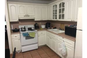 21430 NW 40th Cir Ct, Miami Gardens, FL 33055, Sold 11/10/21