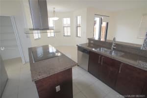 9875 NW 10th St, Miami, FL 33172, Sold 11/30/21