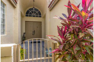 2060 Island Cir, Weston, FL 33326, Sold 08/30/21