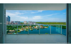 400 Sunny Isles Blvd, Sunny Isles Beach, FL 33160, Sold 12/28/21