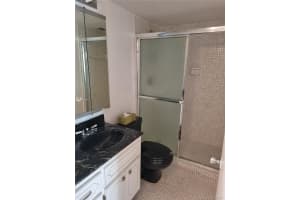 5555 Collins Ave #8v, Miami, FL 33140, Sold 12/06/21