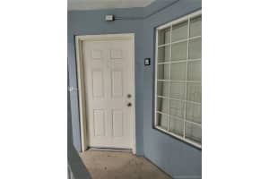 17330 NW 67th Pl, Hialeah, FL 33015, Sold 12/10/21