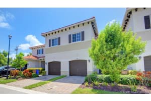383 SE 1st Dr, Deerfield Beach, FL 33441, Sold 09/30/21