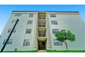 500 NE 2nd St, Dania Beach, FL 33004, Sold 10/13/21