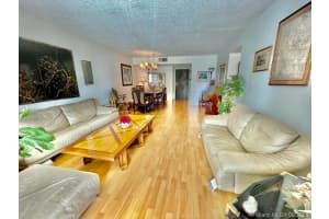 1420 Brickell Bay Dr #506d, Miami, FL 33131, Sold 09/29/21