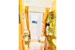 8125 NW 187th Terrace, Hialeah, FL 33015, Sold 10/25/21