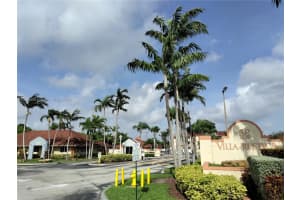 18850 NW 57th Ave, Hialeah, FL 33015, Sold 02/28/22