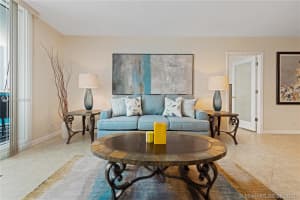 2301 Collins Ave APT 301, Miami Beach, FL 33139, - MLS#A11070020