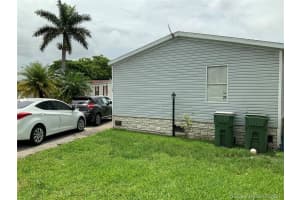 220 NE 12th Ave, Homestead, FL 33030, Sold 10/05/21