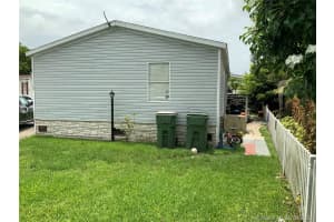 220 NE 12th Ave, Homestead, FL 33030, Sold 10/05/21