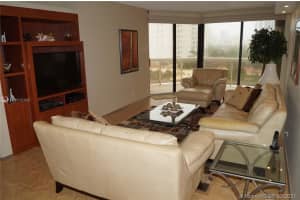 20191 E Country Club Dr, Miami, FL 33180, Sold 09/21/21