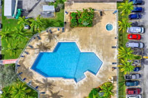 8145 NW 7th St, Miami, FL 33126, Sold 10/01/21