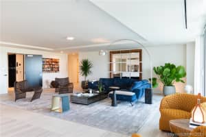 4701 Meridian Ave, Miami Beach, FL 33140, Sold 04/25/22