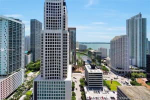 68 SE 6th St, Miami, FL 33131, Sold 05/09/22