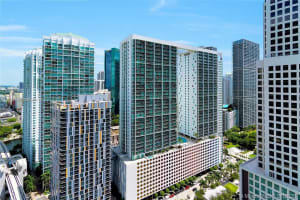68 SE 6th St, Miami, FL 33131, Sold 05/09/22