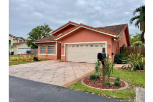 4229 SW 154th Ave, Miami, FL 33185, Sold 09/20/21