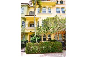 2514 San Pietro Cir, Palm Beach Gardens, FL 33410, Sold 09/30/21