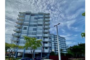 1300 NE Miami Gardens Dr #407e, Miami, FL 33179, Sold 10/07/21