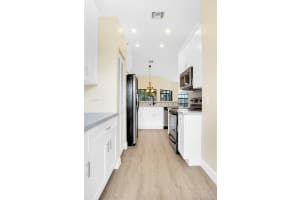 13502 Fountain View Blvd, Wellington, FL 33414, Sold 08/19/21