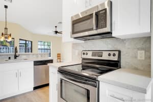 13502 Fountain View Blvd, Wellington, FL 33414, Sold 08/19/21