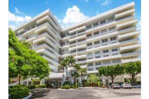 155 Ocean Ln Dr, Key Biscayne, FL 33149, Sold 10/19/21