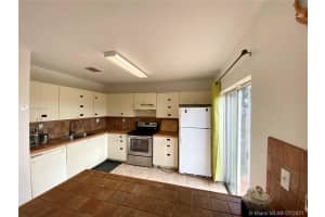 5931 SW 162nd Ct, Miami, FL 33193, Sold 10/28/21