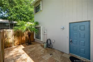 5154 S University Dr, Davie, FL 33328, Sold 09/10/21
