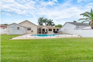 1111 SW 128th Dr, Davie, FL 33325, Sold 09/02/21