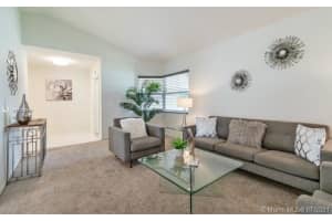 1111 SW 128th Dr, Davie, FL 33325, Sold 09/02/21