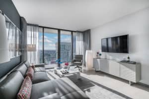 88 SW 7th St, Miami, FL 33130, Sold 04/15/22