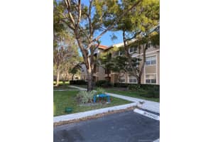 11700 SW 2nd St, Pembroke Pines, FL 33025, Sold 09/17/21