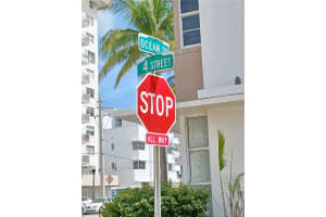 345 Ocean Dr, Miami Beach, FL 33139, Sold 01/12/22