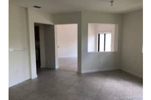 10620 NW 88th St, Doral, FL 33178, Sold 09/22/21