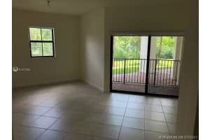 10620 NW 88th St, Doral, FL 33178, Sold 09/22/21