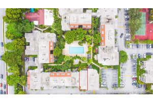 6900 N Kendall Dr APT A107, Pinecrest, FL 33156, Sold 11/03/21
