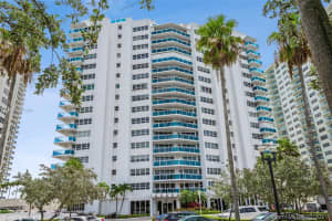 3430 Galt Ocean Dr, Fort Lauderdale, FL 33308, Sold 09/24/21