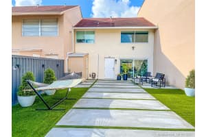 8410 SW 154th Cir Ct, Miami, FL 33193, Sold 08/31/21