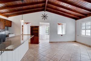 27 Gasparilla Dr, Key Largo, FL 33037, Sold 10/20/21