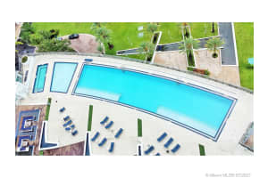 92 SW 3rd St, Miami, FL 33130, Sold 09/30/21
