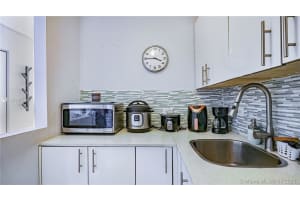 7904 West Dr #1, North Bay Village, FL 33141, Sold 11/09/21