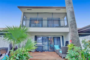 20033 NE 2nd Ct, Miami, FL 33179, Sold 12/17/21