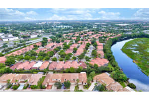 811 NW 130th Ave, Pembroke Pines, FL 33028, Sold 09/10/21